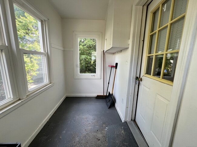 225 Beechwood Ave in Torrington, CT - Building Photo - Building Photo