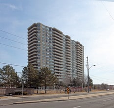 1 Greystone Walk Dr in Toronto, ON - Building Photo - Building Photo