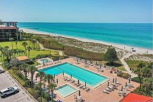 1945 Gulf of Mexico Dr, Unit 215 in Longboat Key, FL - Building Photo