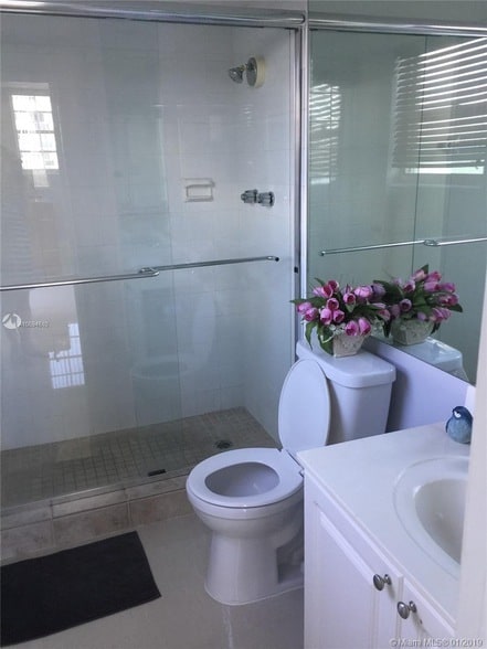 property at 3901 S Ocean Dr