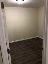 98 Andrew St in Bayonne, NJ - Foto de edificio - Building Photo