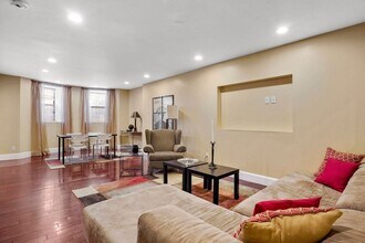 685 Massachusetts Ave in Boston, MA - Foto de edificio - Building Photo