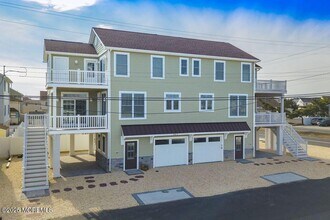 1806 Bay Blvd in Seaside Heights, NJ - Foto de edificio - Building Photo