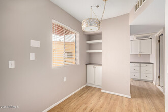 12221 W Bell Rd in Surprise, AZ - Building Photo - Building Photo