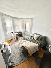 1625 Commonwealth Ave, Unit 18 in Boston, MA - Building Photo - Building Photo