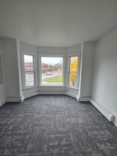 93 Washington St N in Auburn, ME - Building Photo - Building Photo