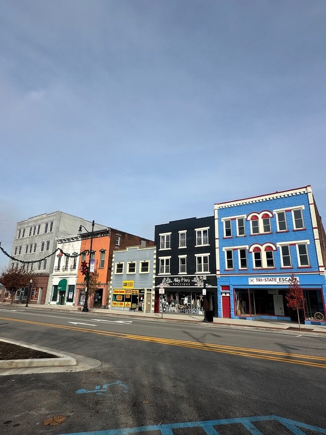 1323 Winchester Ave, Unit 1323