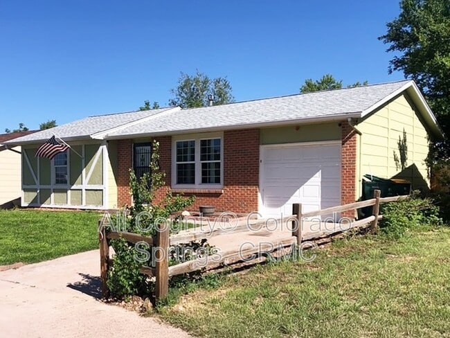 property at 6680 Parkridge Ct