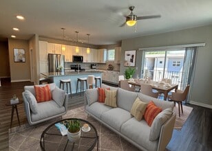 100 Prince Apartments in Athens, GA - Foto de edificio - Building Photo