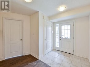 23 Temple Manor Rd in Brampton, ON - Building Photo - Building Photo