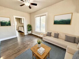 1036 S Santa Fe Ave in Pueblo, CO - Building Photo