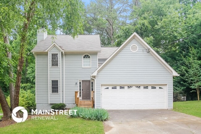 property at 2452 Clintwood Dr