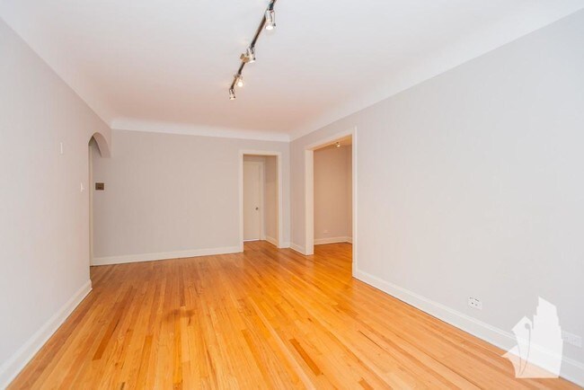 2317 N Rockwell St in Chicago, IL - Building Photo - Building Photo