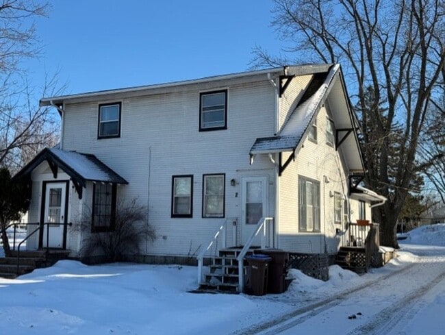 1005 S 6th St in Brainerd, MN - Building Photo - Building Photo