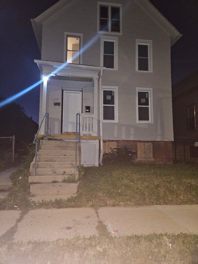 2365 N 20th St