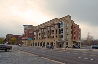 Bridgeview at North Shore in Chattanooga, TN - Building Photo - Building Photo