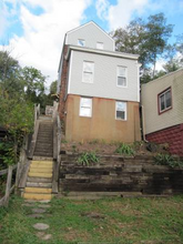 3818 Alexis St in Pittsburgh, PA - Building Photo - Building Photo