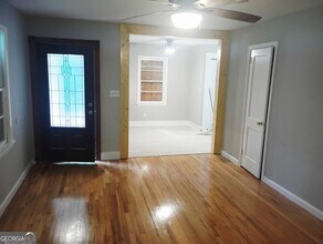 4814 Glenwood Rd in Decatur, GA - Foto de edificio - Building Photo