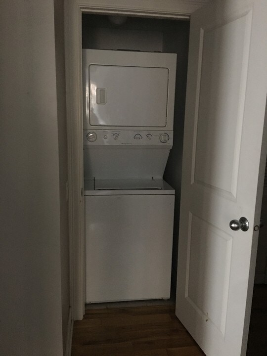 1462 E 69th St, Unit 2 in Chicago, IL - Building Photo