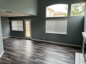 5409 Tamarindo Ln in Elk Grove, CA - Building Photo - Building Photo
