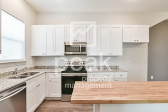2013 Langston St in Fort Worth, TX - Building Photo - Building Photo