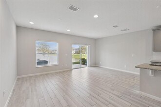 2344 Prickly Pear Wy in Sanford, FL - Building Photo - Building Photo