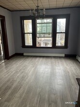 39 Giles St in Waterbury, CT - Building Photo - Building Photo