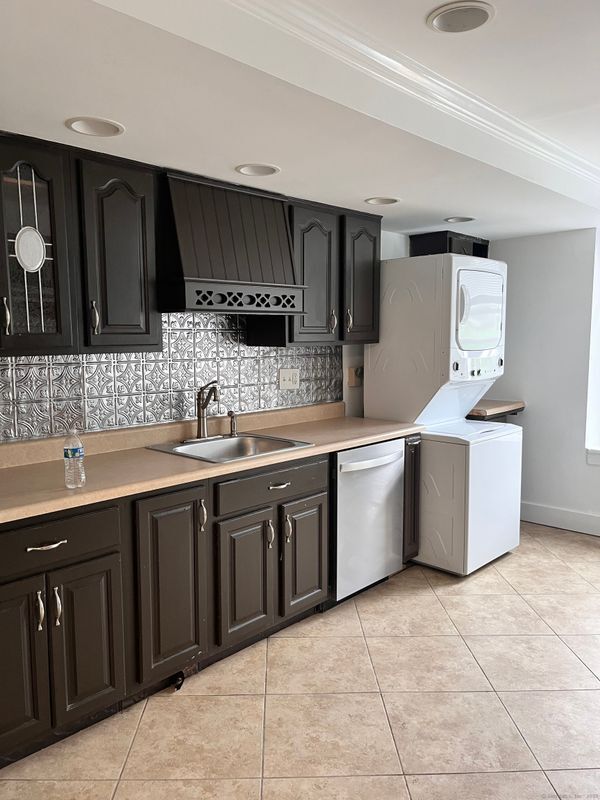 1312 Hope St in Stamford, CT - Building Photo - Building Photo