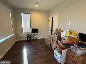 3119 Pierview Ln in Philadelphia, PA - Building Photo - Building Photo