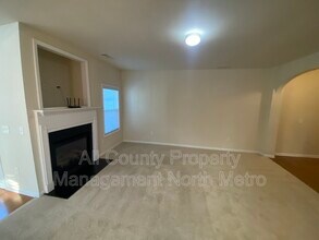 2875 Cross Creek Dr in Cumming, GA - Building Photo - Building Photo