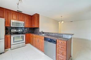 3565 Magellan Cir in Aventura, FL - Building Photo - Building Photo