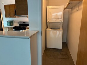 1330 Factory Pl in Los Angeles, CA - Building Photo - Building Photo