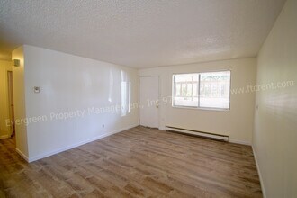 1244 Maple St in Fort Collins, CO - Building Photo - Building Photo