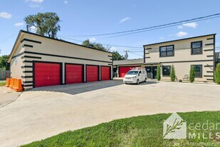 109 N Main St in Goddard, KS - Building Photo