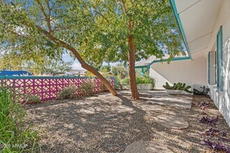 8524 E Edgemont Ave in Scottsdale, AZ - Building Photo - Building Photo