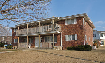 1511 David Ct Apartments