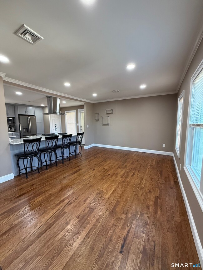 13 Howard Ave in Southington, CT - Building Photo - Building Photo