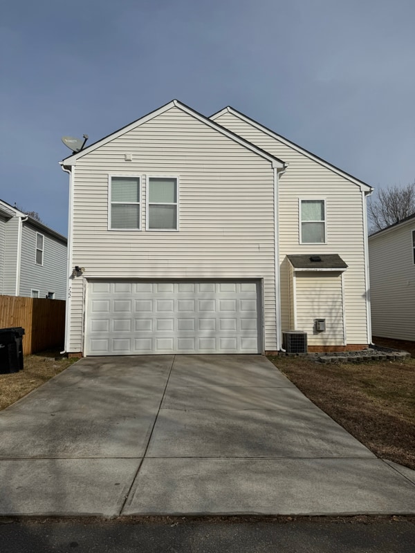 722 Sinclair Dr in Monroe, NC - Foto de edificio - Building Photo