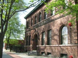 Old Jail House in Albany, NY - Foto de edificio - Building Photo