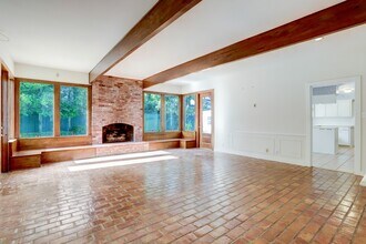 11910 Laurie Ln in Houston, TX - Building Photo - Building Photo