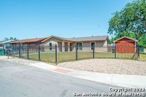9032 Spanish Cove in San Antonio, TX - Building Photo - Building Photo
