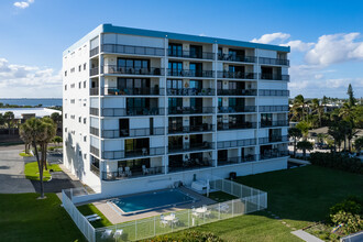 Cocoa Cabanas in Cocoa Beach, FL - Building Photo - Building Photo