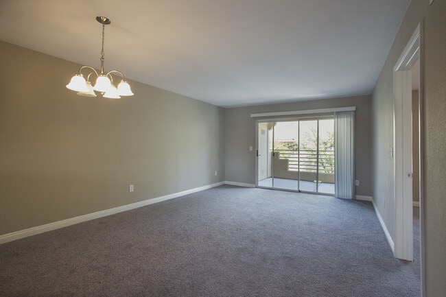 1908 Tierra Vista Dr