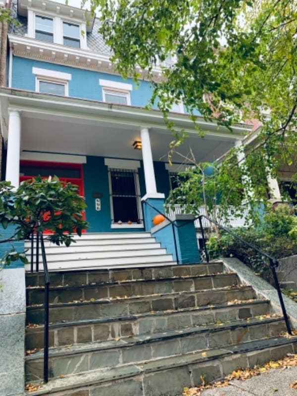 2807 Ontario Rd NW
