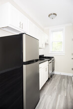 646 W Roscoe St, Unit 646-3n in Chicago, IL - Building Photo - Building Photo