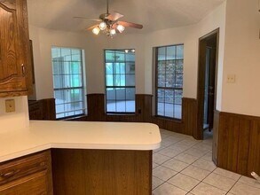 1225 Lois Ln in Kaufman, TX - Building Photo - Building Photo