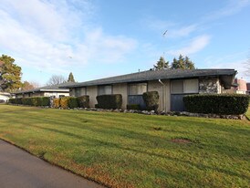 Capitales Apartments in Rancho Cordova, CA - Building Photo