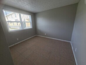 3818 N Canal St, Unit 106 in Jacksonville, FL - Foto de edificio - Building Photo