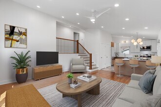 2101 Emerson St in Evanston, IL - Building Photo - Building Photo