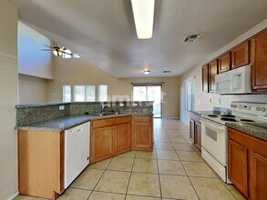 11221 N 161st Ln in Surprise, AZ - Building Photo - Building Photo